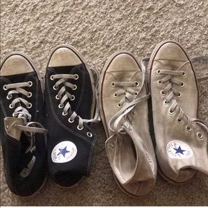 2 pairs of converse high tops